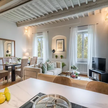 Retreat With Garden Charm