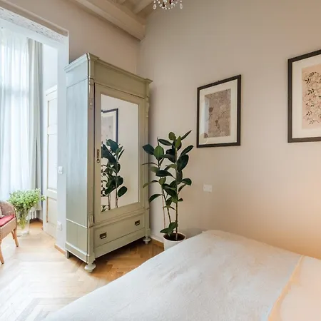 Retreat With Garden Charm Apartman Lucca