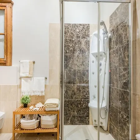 Apartman Retreat With Garden Charm Lucca