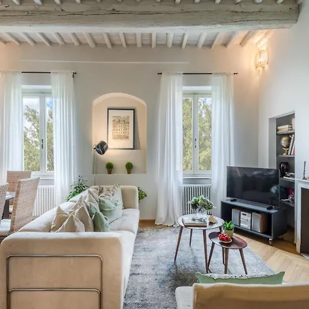 Apartman Retreat With Garden Charm *